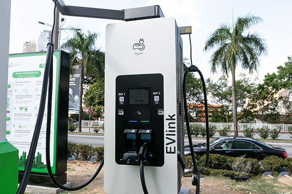 trạm sạc xe điện